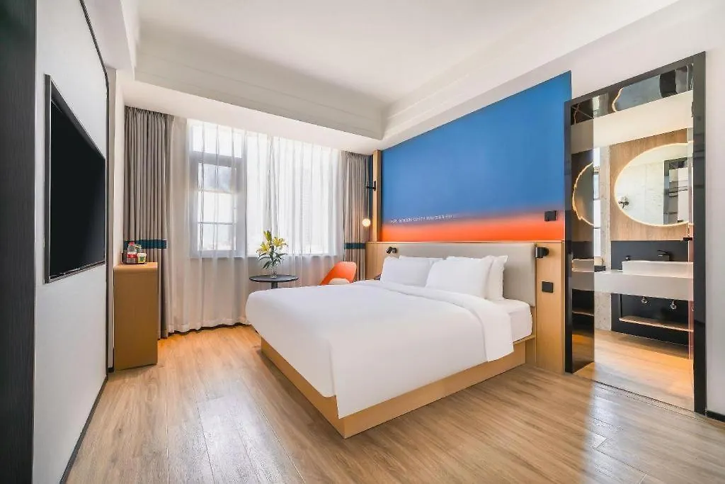 Nihao Hotel Zhuhai Gongbei Port 2*,  China